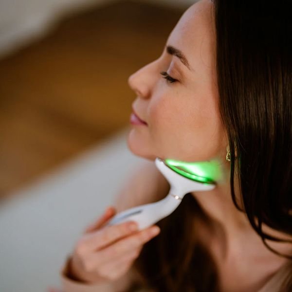 103192_6_result BEAUTIFLY LUMALIFT PRO,Συσκευή Φωτοθεραπείας Προσώπου και Λαιμού - Image 7